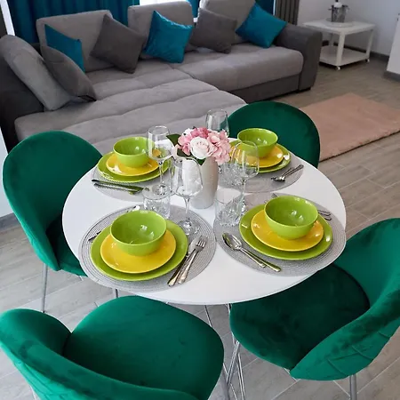 Onix & Pool 120 Apartamento *